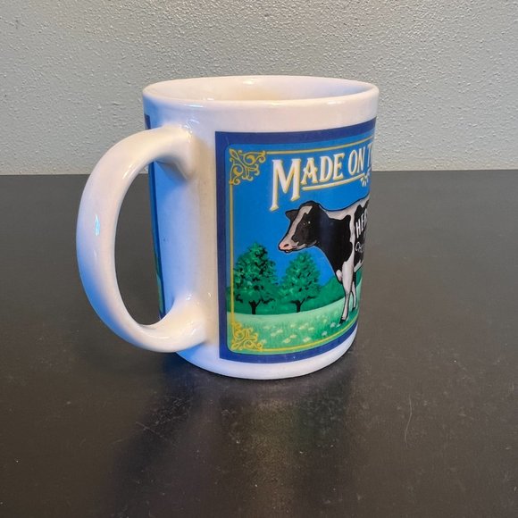 Vintage Hershey Foods MADE ON THE FARM HERSHEY’S MILK CHOCOLATE Holstein Cow Mug - Picture 3 of 6